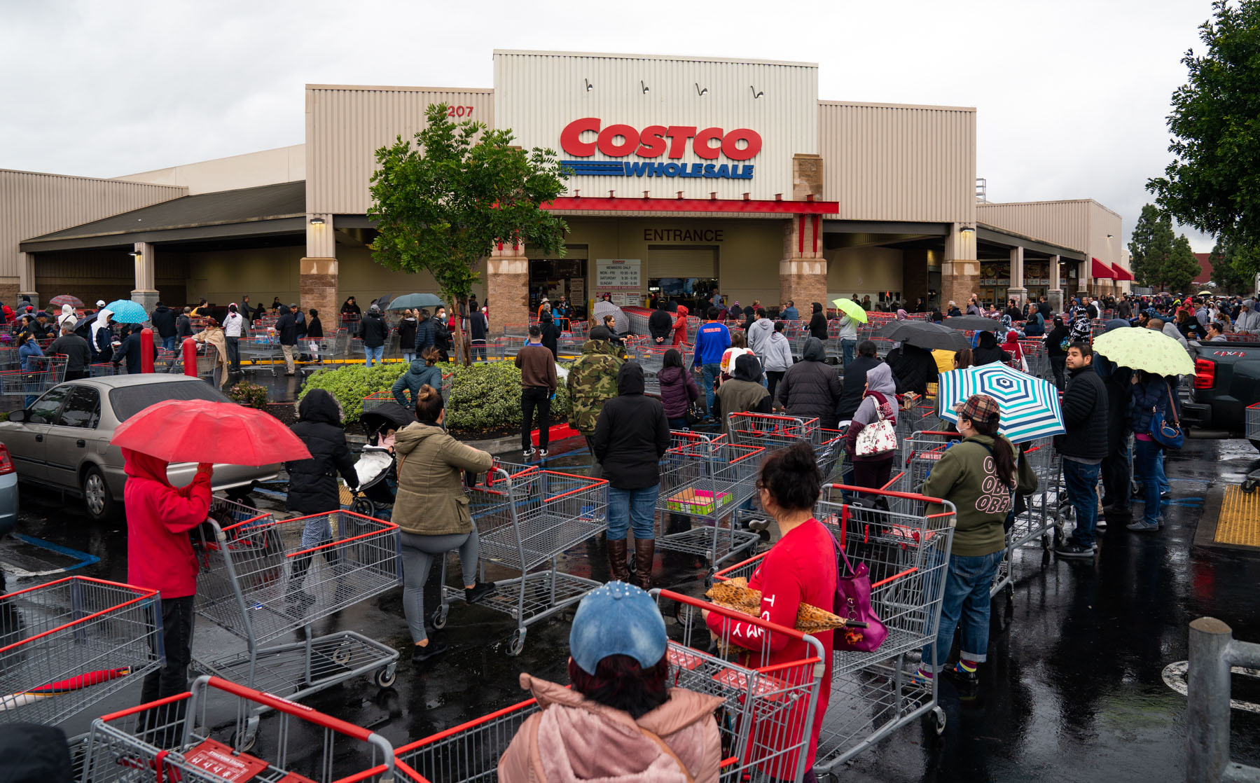 Pandemic-Era Shoppers Turn to Club Stores