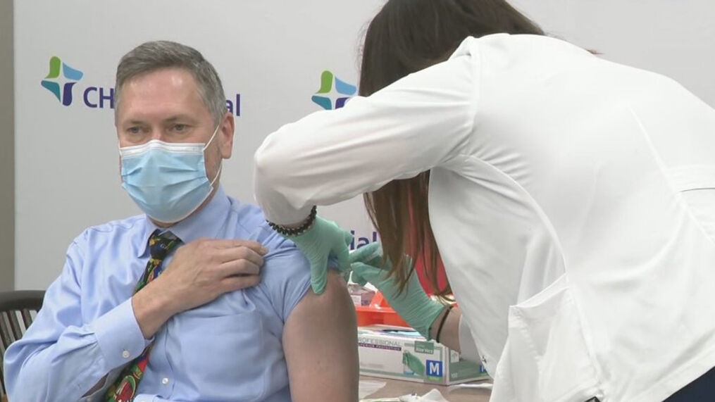 Grocery Workers Should Be Among the First Vaccinated